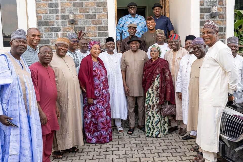2027: PDP leaders meet Jonathan in Abuja 