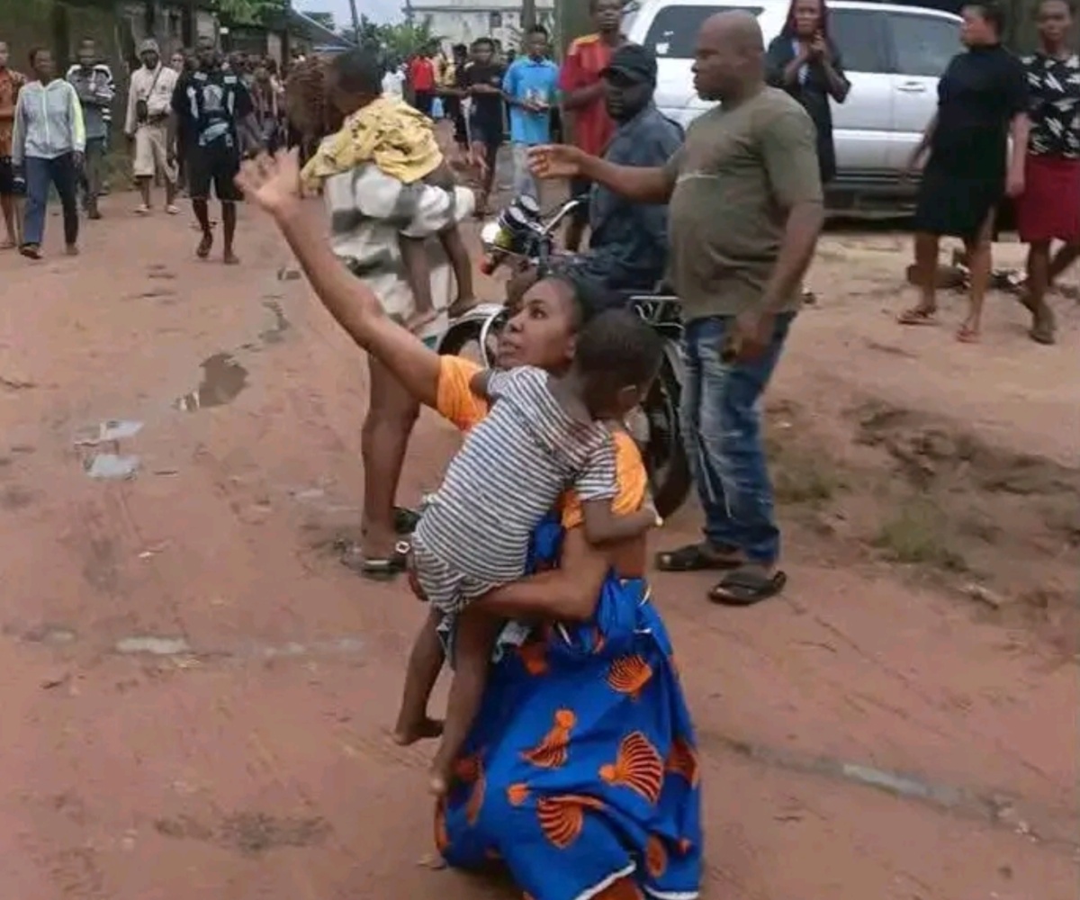 Man throws down two children from three-storey building in Aba, victims hospitalized