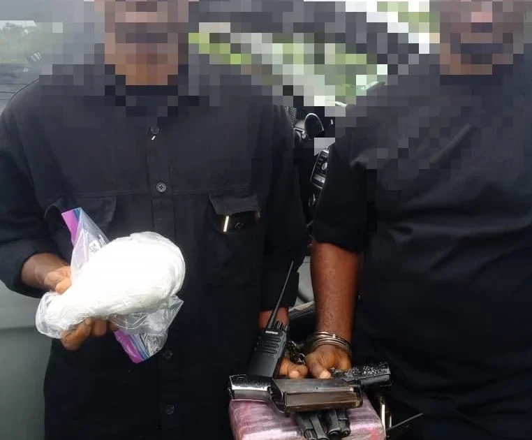 Delta Police arrest two with guns, cocaine on Warri Road