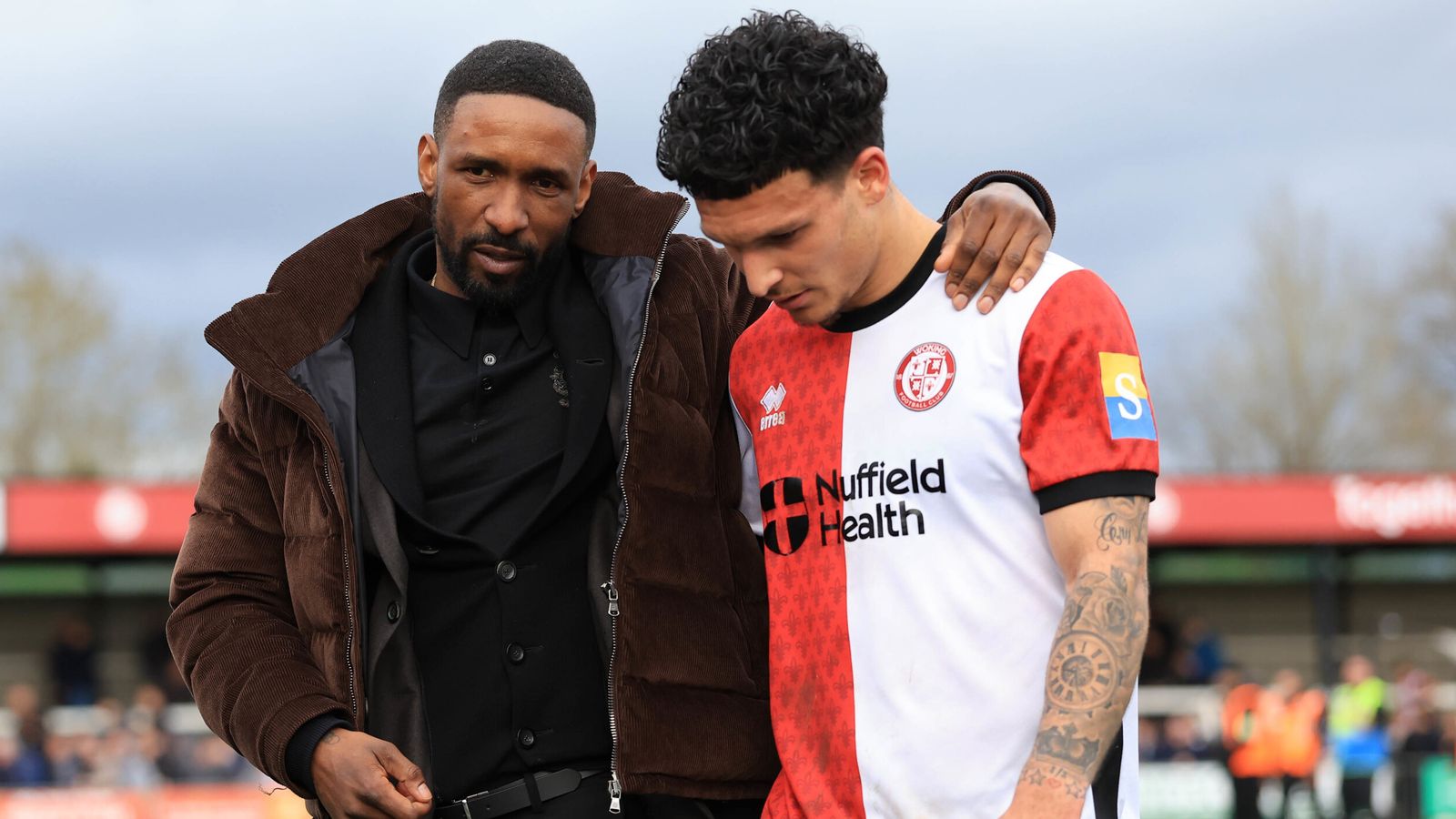 Jermain Defoe: Former England striker leaves role as Woking head coach after 116 days saying it was ‘impossible’ to continue | Football News