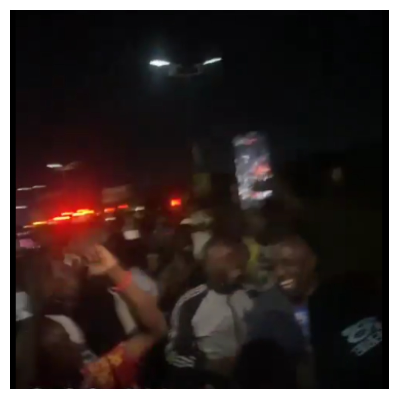 Osun decides: Residents chant as APC govs reportedly leave collation centre [VIDEO]