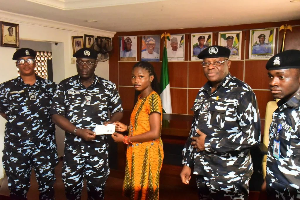 Lagos police present N89.2m to families of 157 deceased officers
