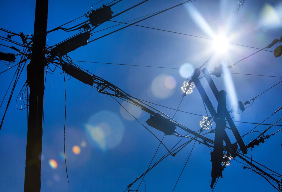 Aba: Artisan electrocuted while working on plaza roof