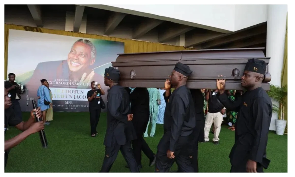 Legendary Nigerian actor, Olu Jacobs buried in Lagos [VIDEO]